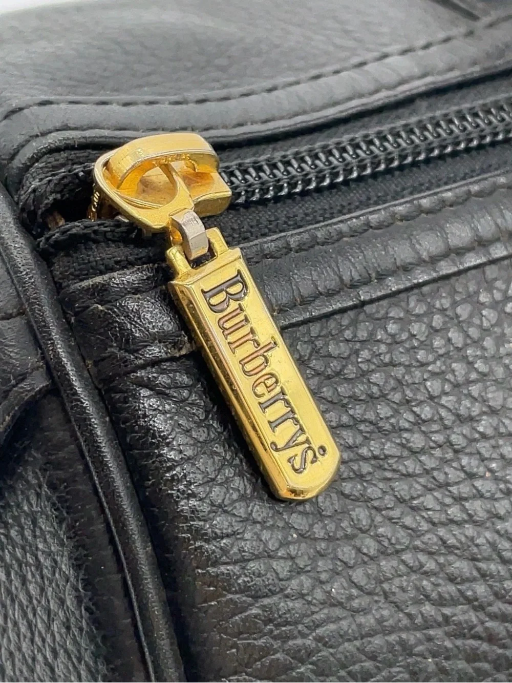 Burberry structured duffel
